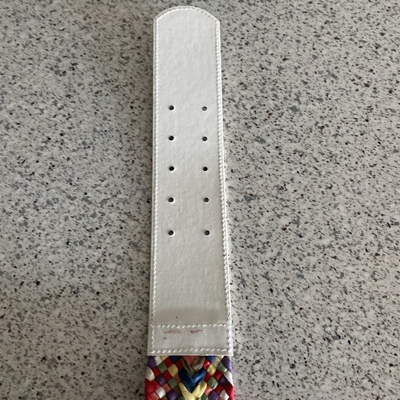 (5/$25 SALE ✅) White Multi Braided 37” Small Woven Lattice Belt Square Buckle - Picture 8 of 8